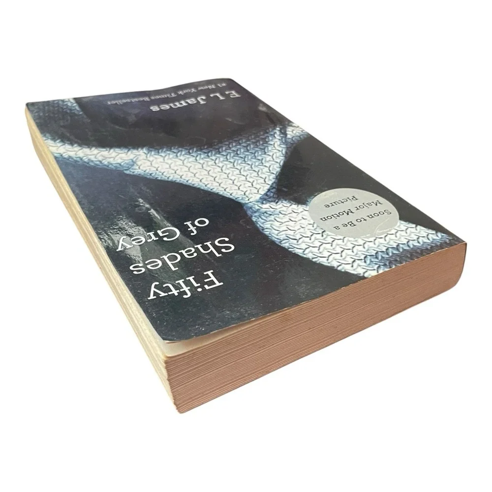 Fifty‎ Shades Of Grey Paperback E L James